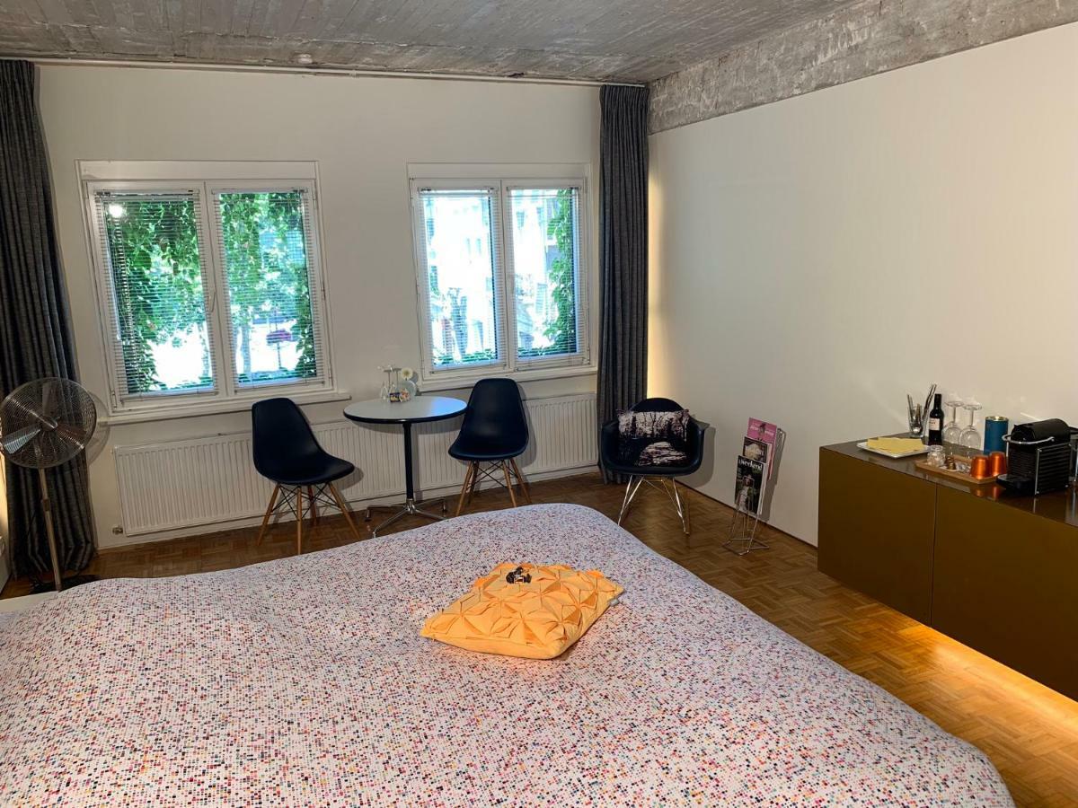 B&B Yellow Submarine Anvers Dış mekan fotoğraf