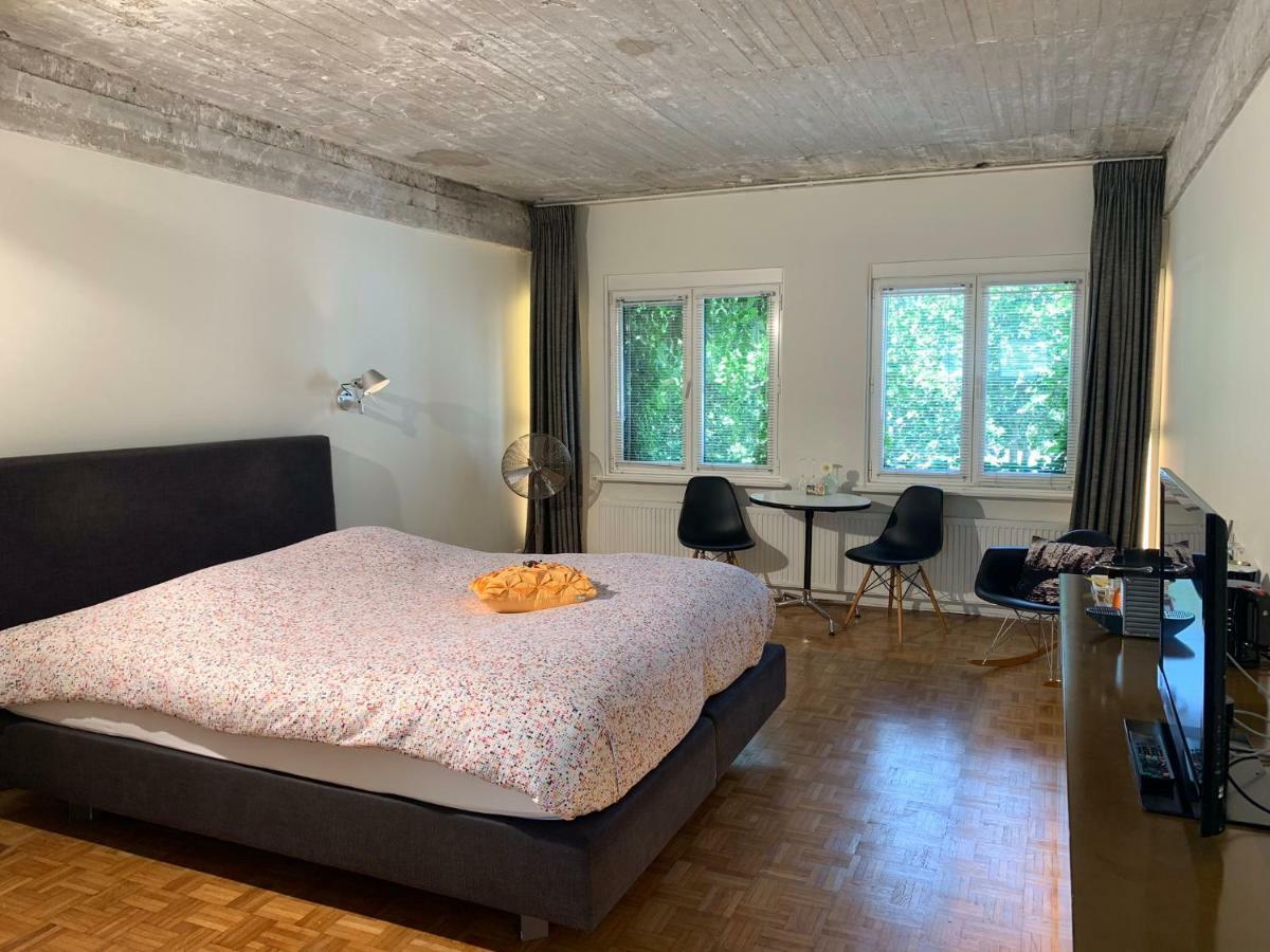 B&B Yellow Submarine Anvers Dış mekan fotoğraf